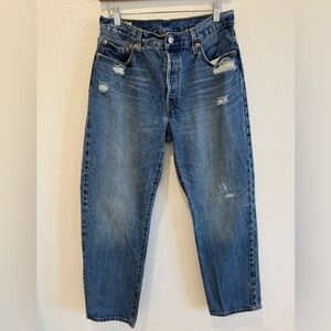 Womens’s Levi’s 501 90’s Medium Wash Size 29x30
